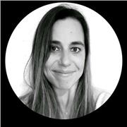 Professionnelle en formation et communication disponible pour cours de français.